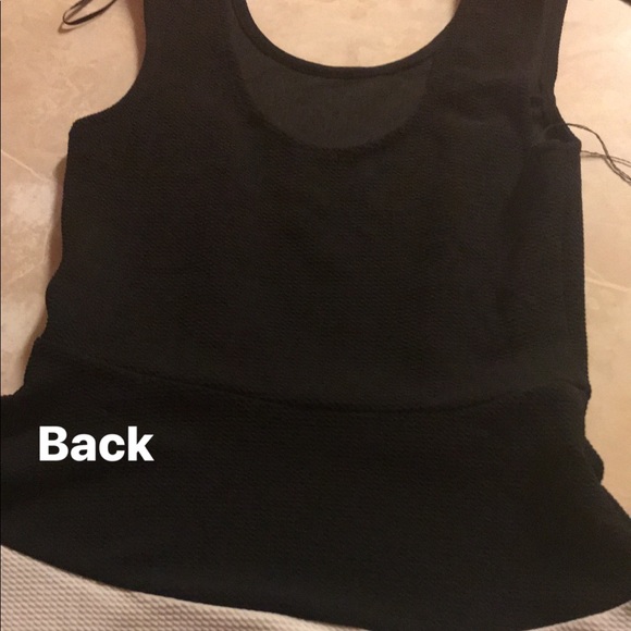 Clothes - Picture 2 of 8